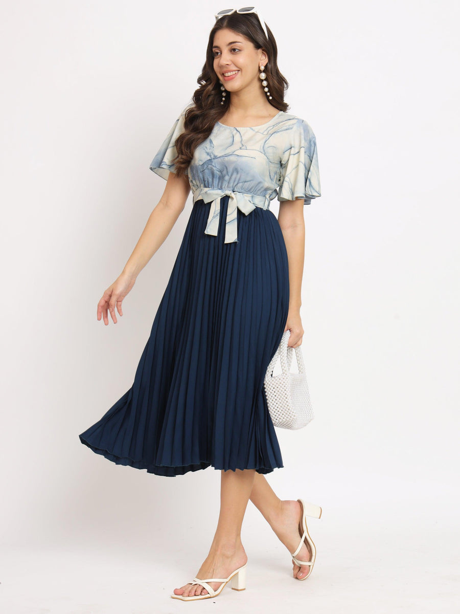 Navy Blue, photo 2