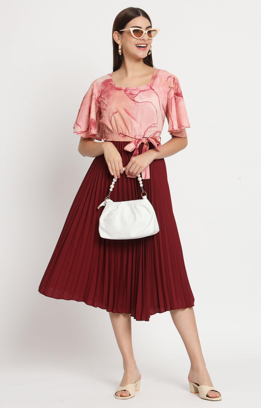 Maroon, photo 18