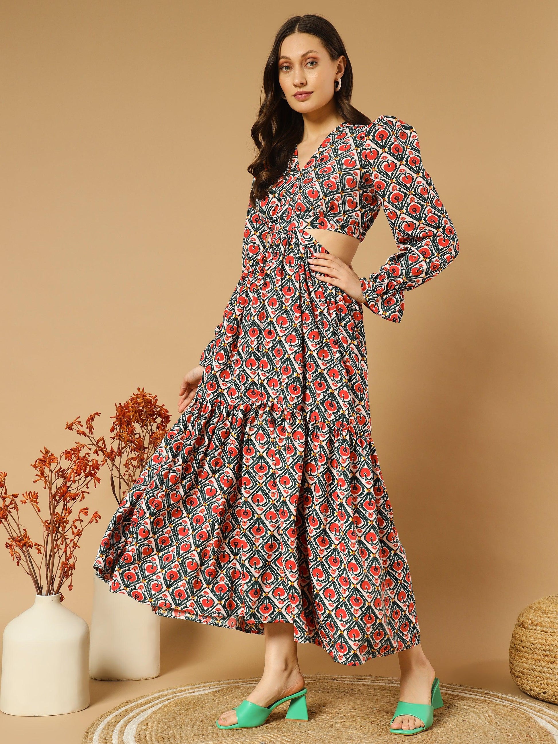 Rhombus Flowery V-Neck Long Dress With Back Cut-Out - Snowera