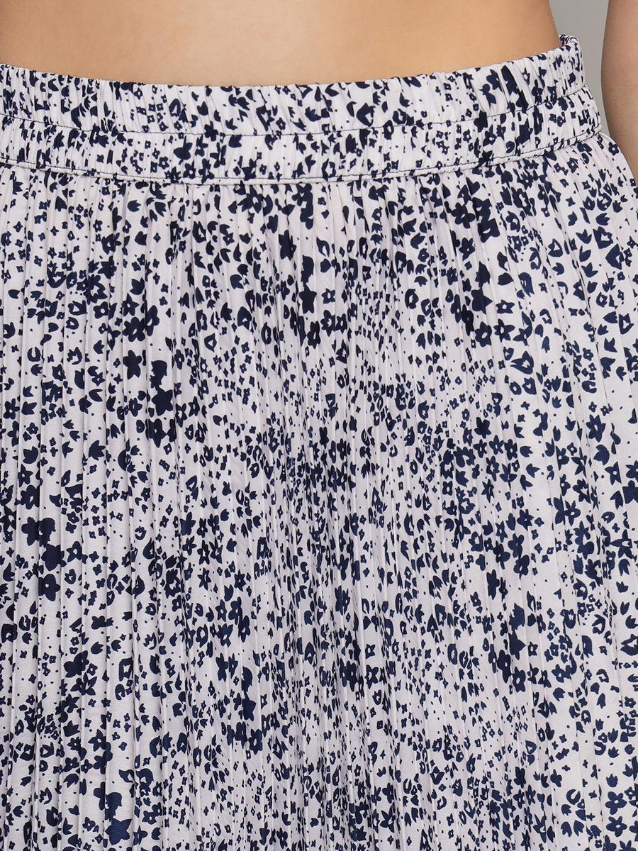 Dark Blue, photo 11