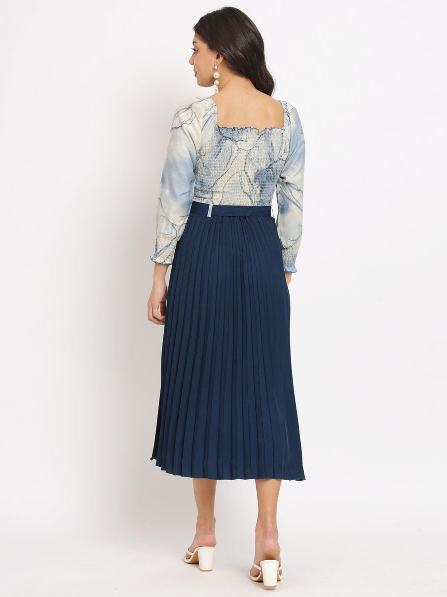 Navy Blue, photo 7