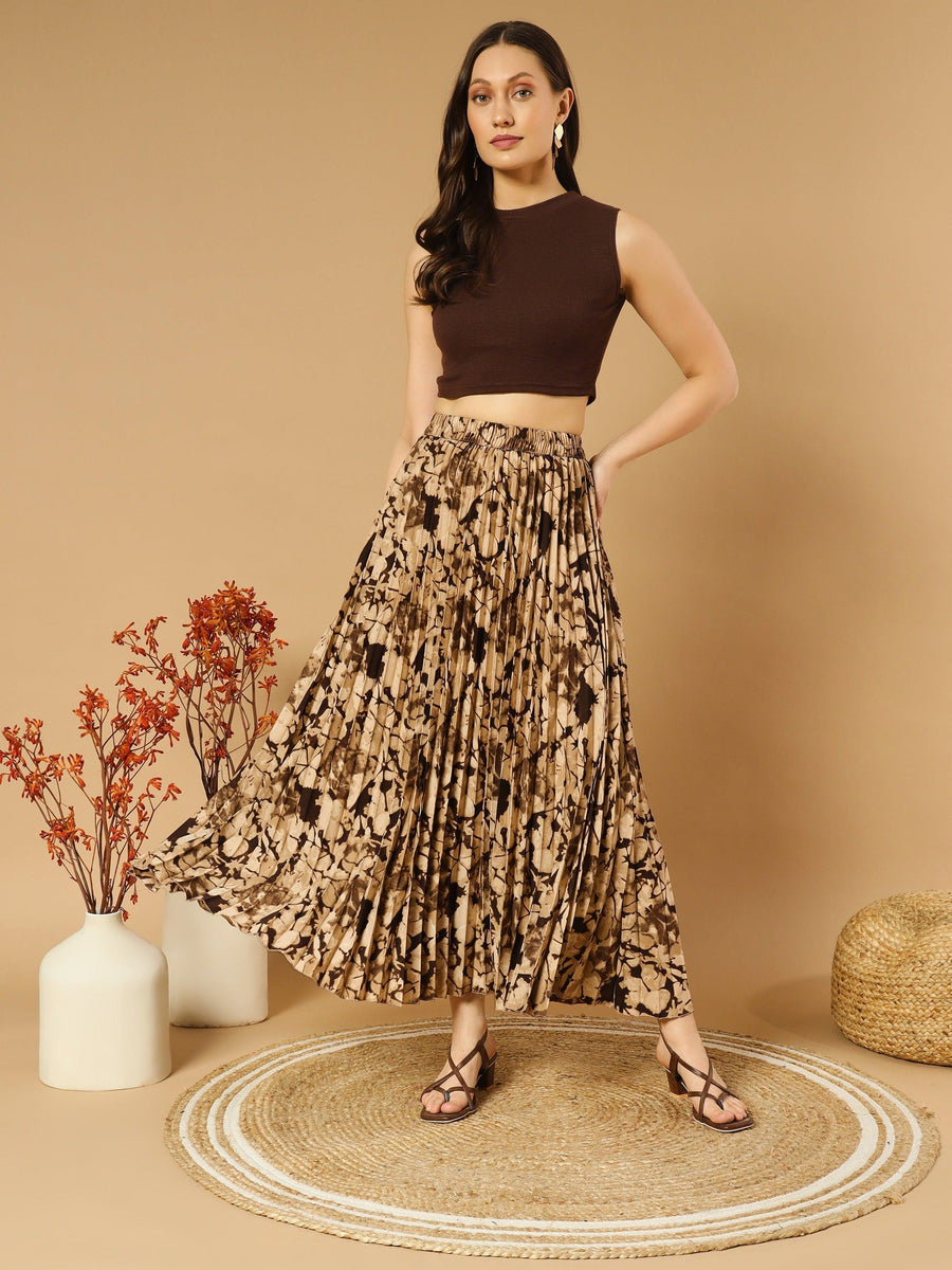 Brown, photo 4
