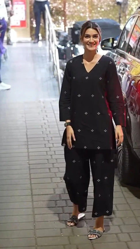 kriti sanon black star co-ord set