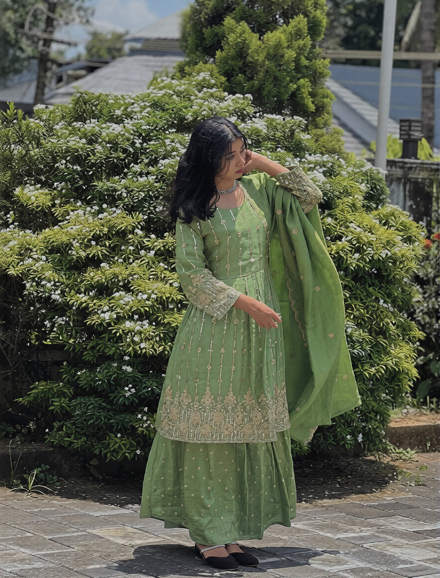 elegant handcrafted embroidery kurta set