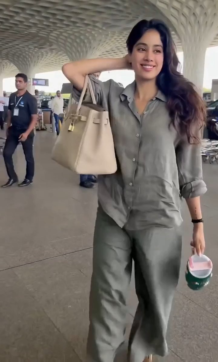 janhvi kapoor solid grey co-ord set